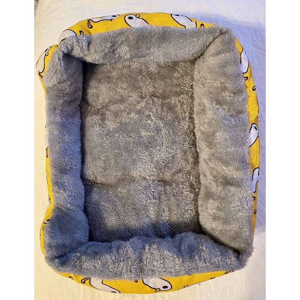 Pet Bed For Small Cat or Dogs 14x10 In Soft And Cozy